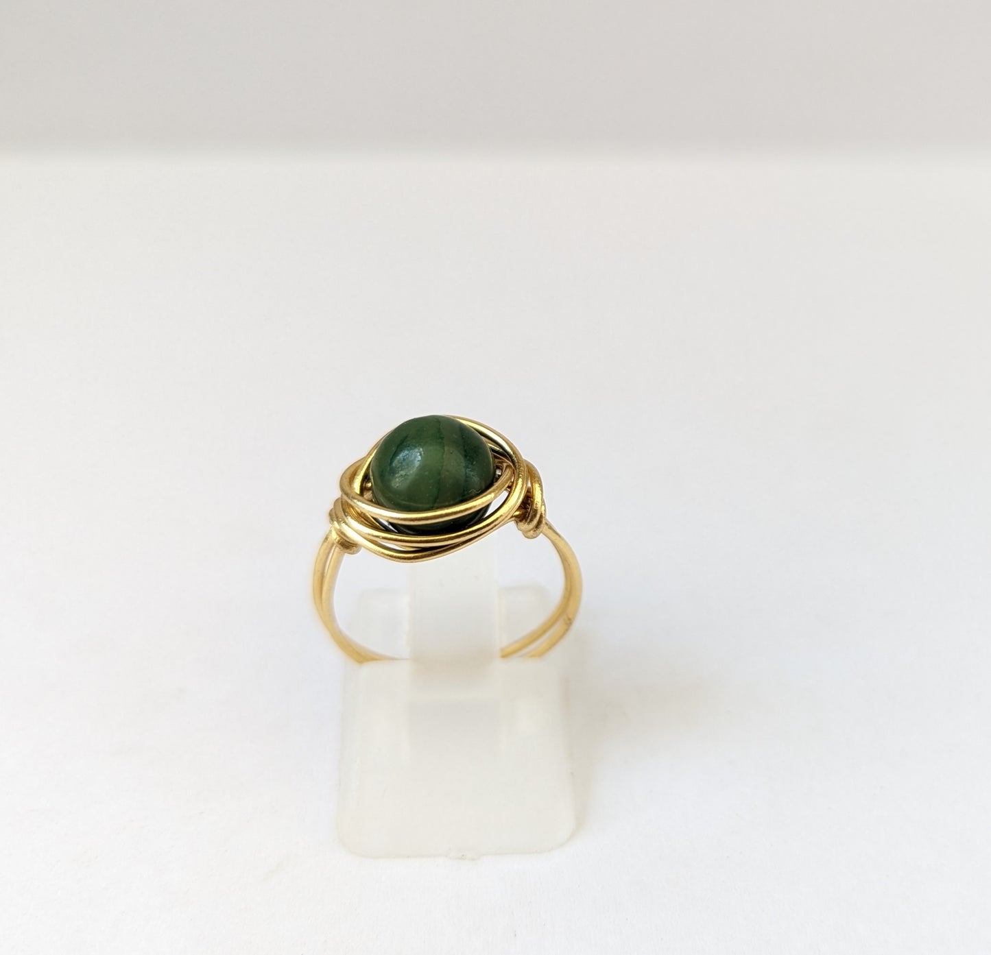 Anello in Ottone con Giada (su misura)