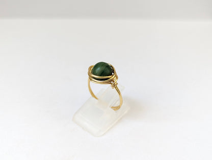 Anello in Ottone con Giada (su misura)